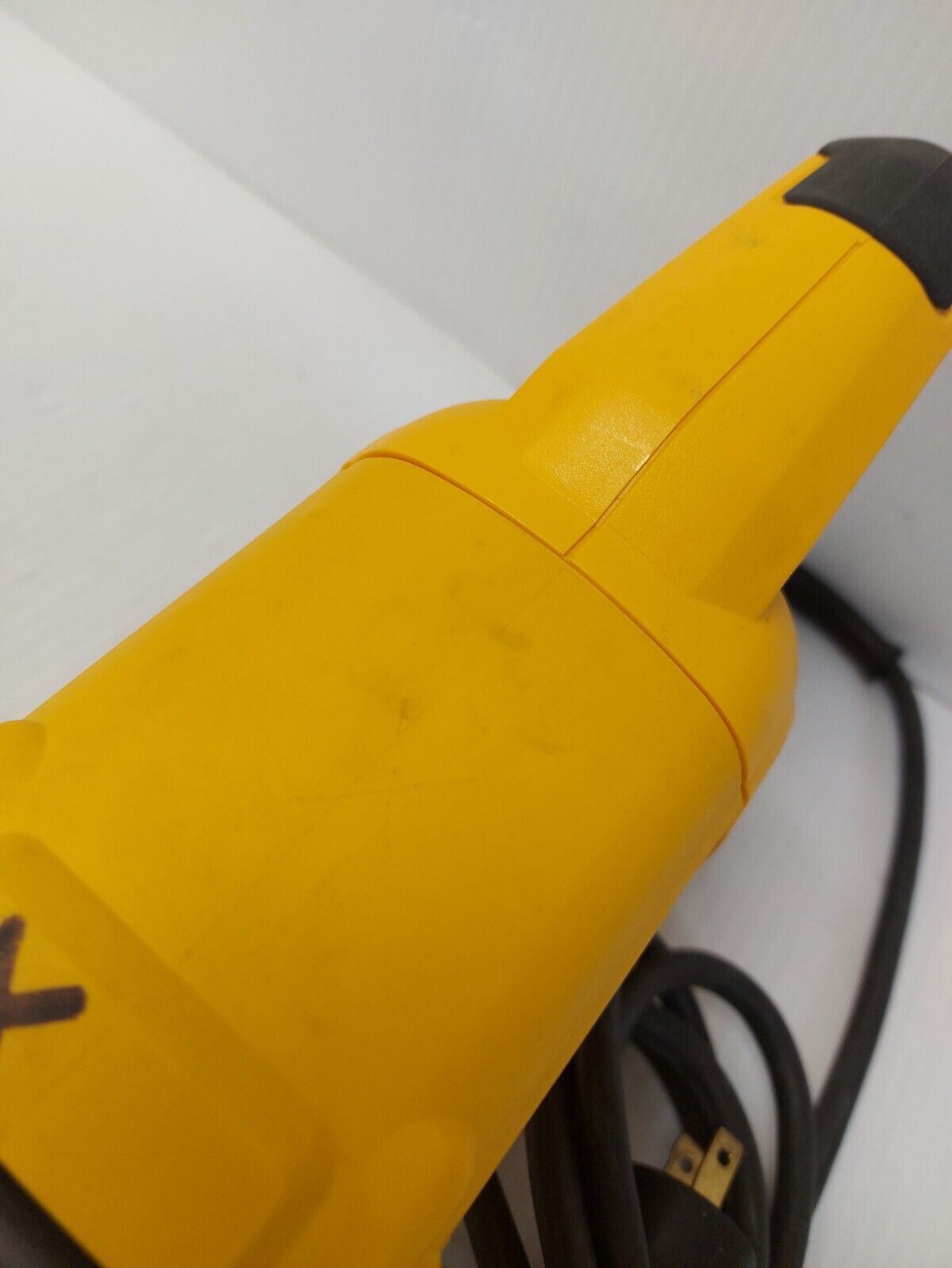 (N83393-2) Dewalt DWE305 Reciprocating Saw
