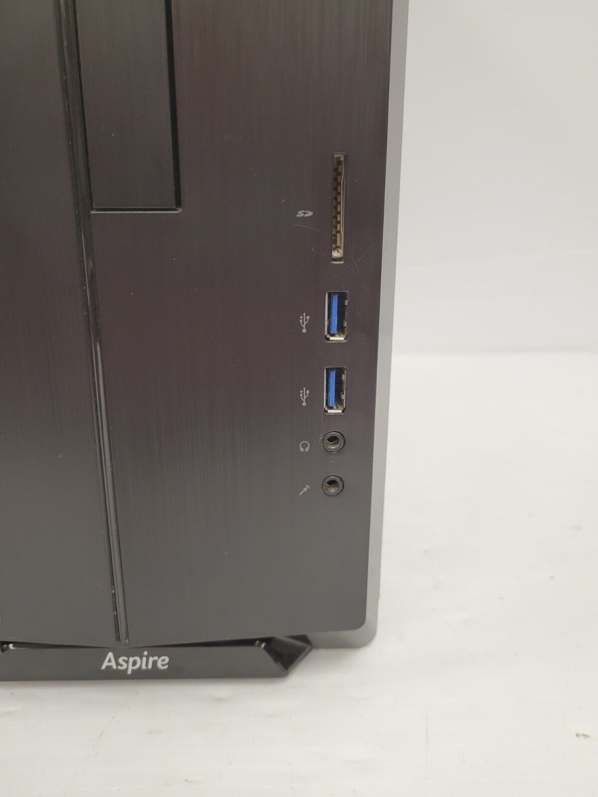 (38322-1) Acer D17W5 Computer Tower