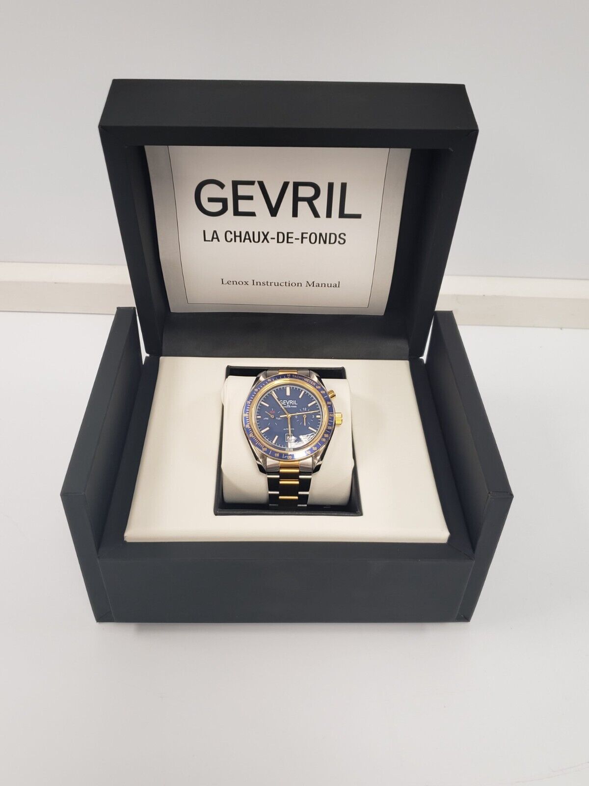 (66825-1) Gevril 49005 Watch