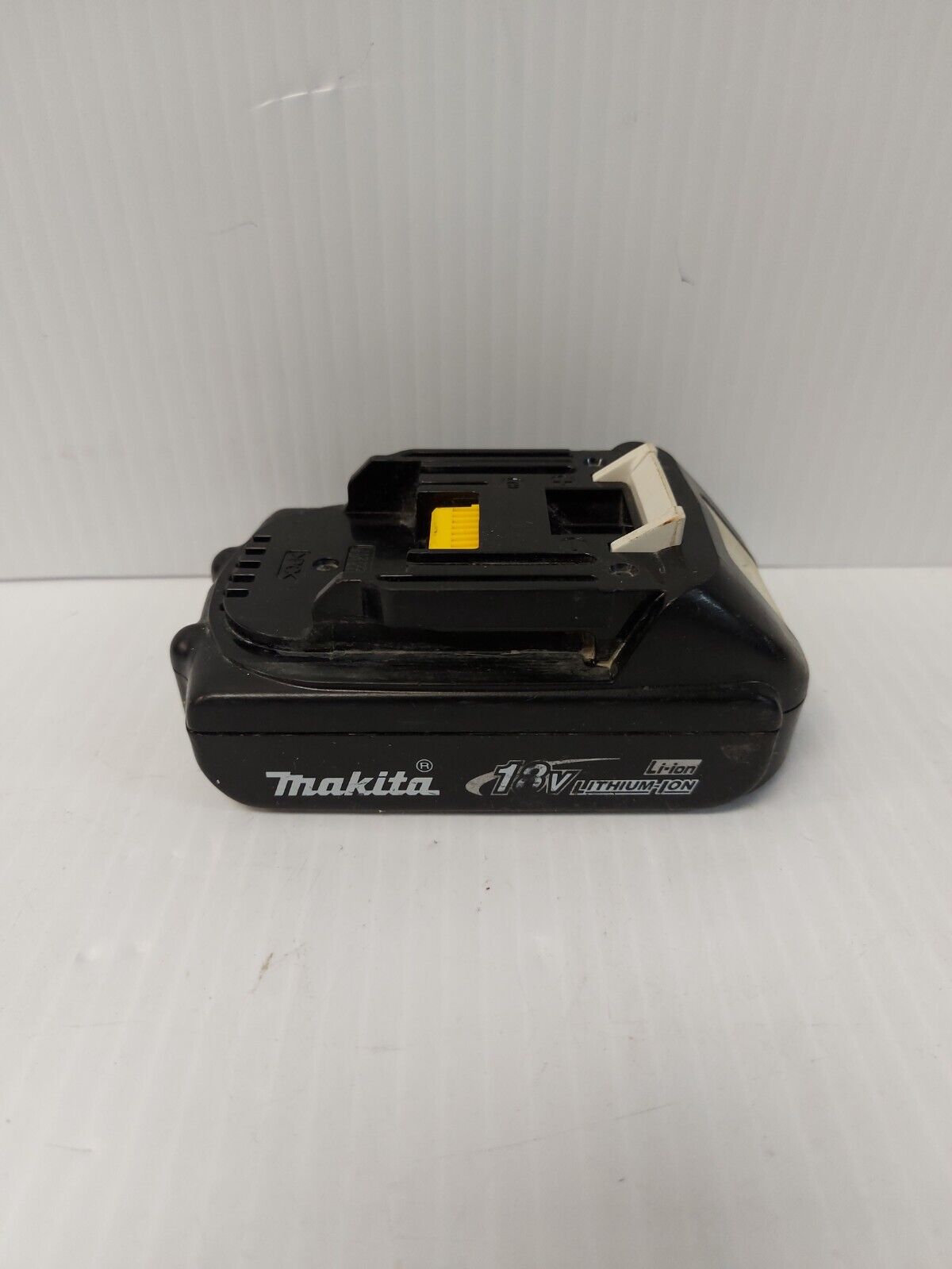 (N83714-1) Makita LXPH01 Drill Set