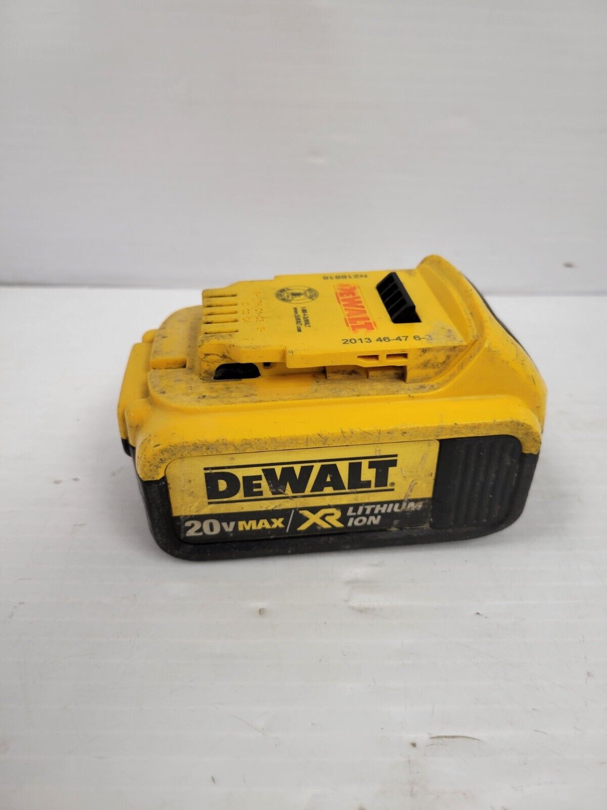 (57935-1) Dewalt DCD 204 Battery