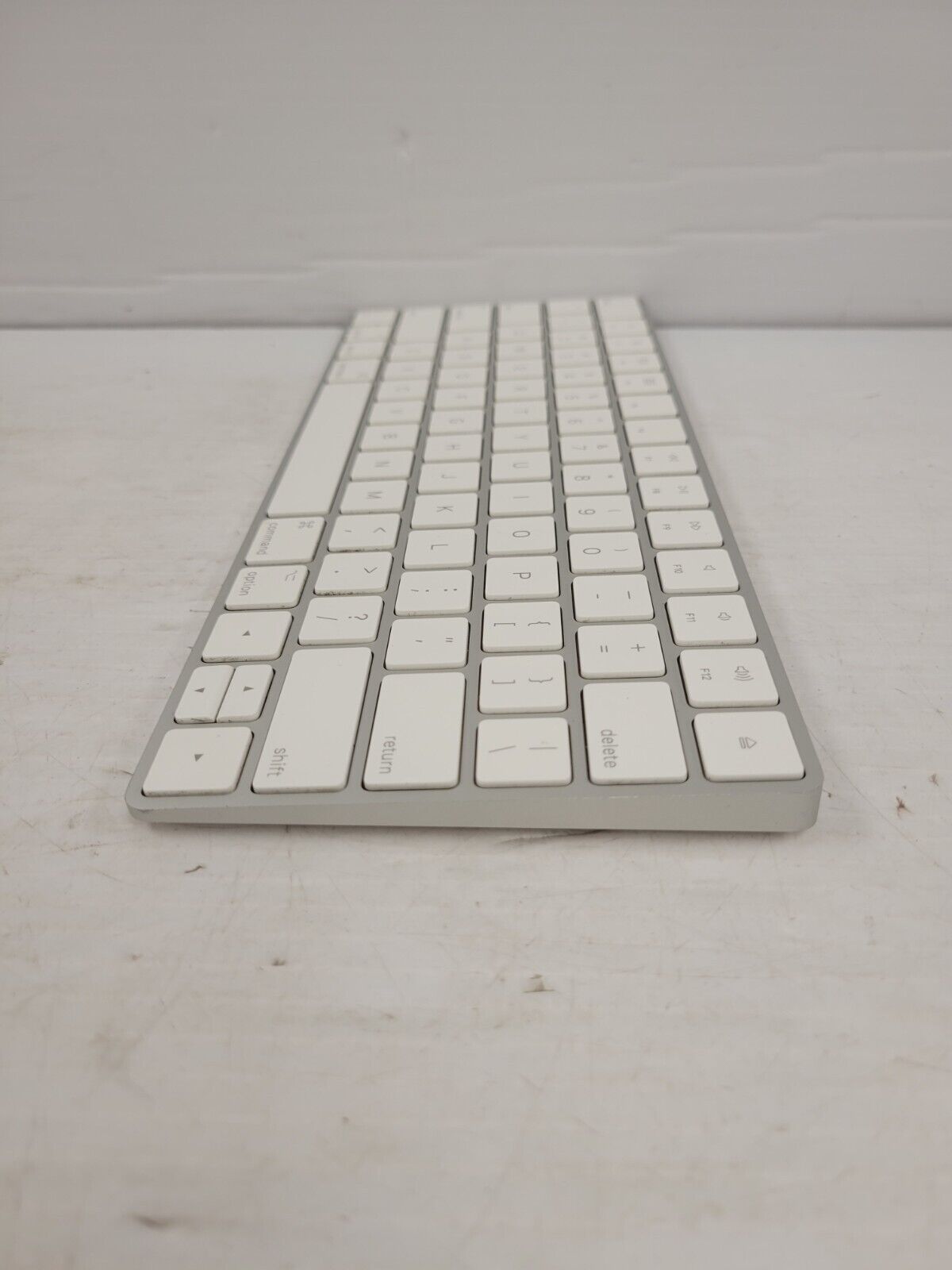 (64121-1) Apple A1644 Keyboard