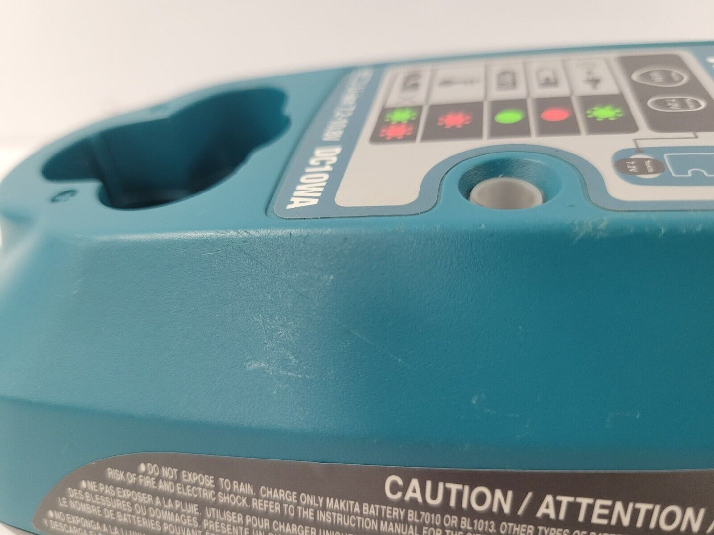(60843-2) Makita DC10WA Battery Charger