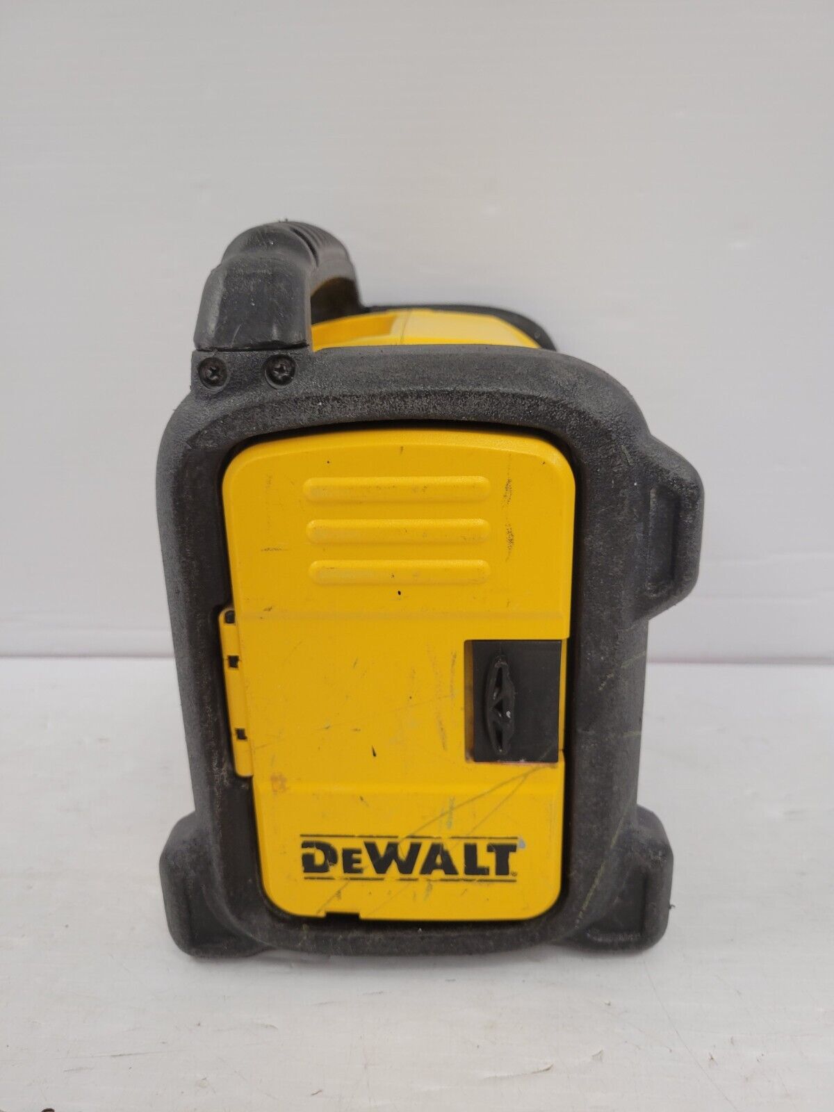 (58154-2) Dewalt DCR018 Work Radio