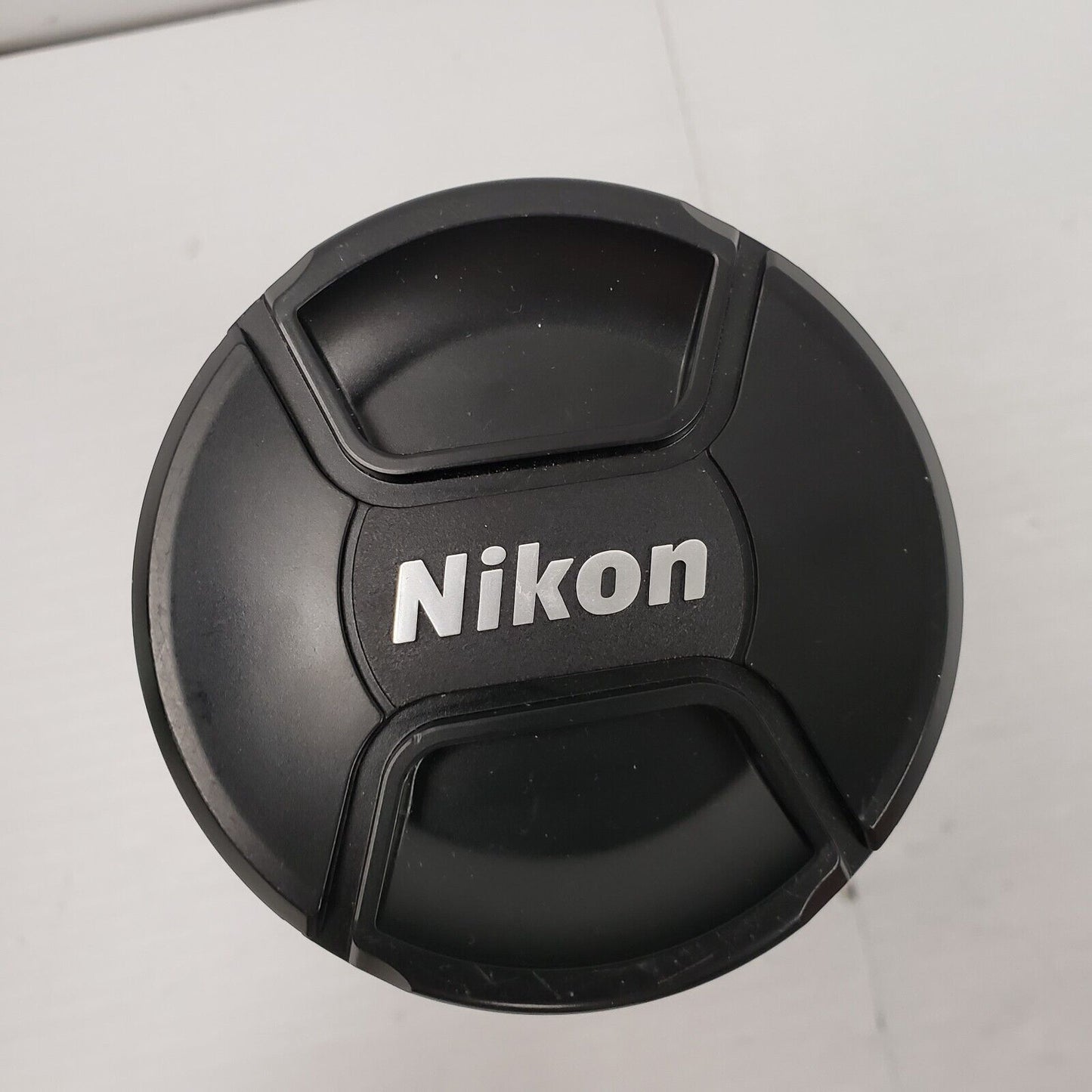 (I-34765) Nikon AF-S Nikkor 24-70mm Lens