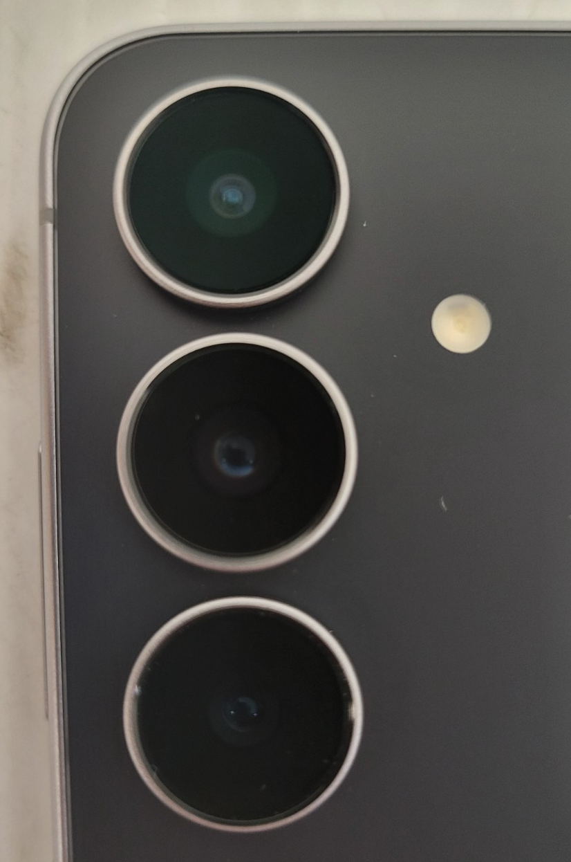 47079834