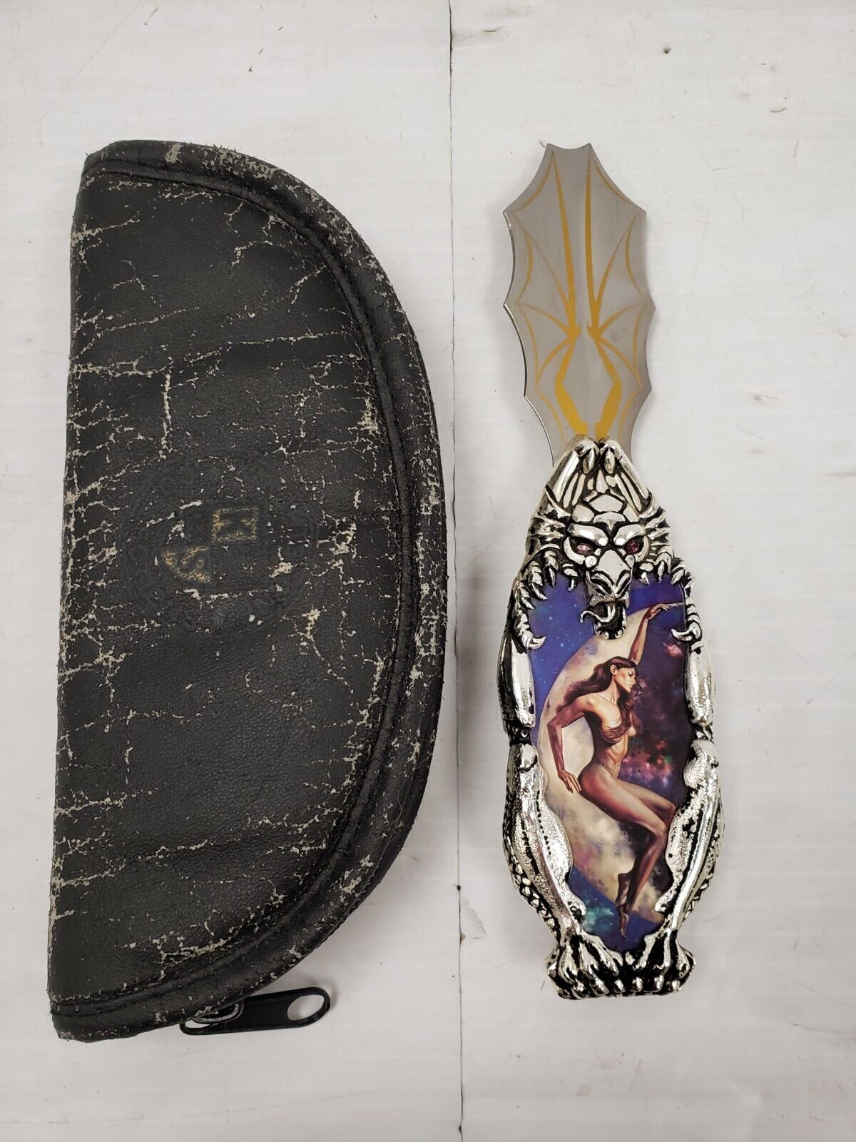 (I-35849) Franklin Mint The Goddess Of The Moon Knightstone Collection Knife