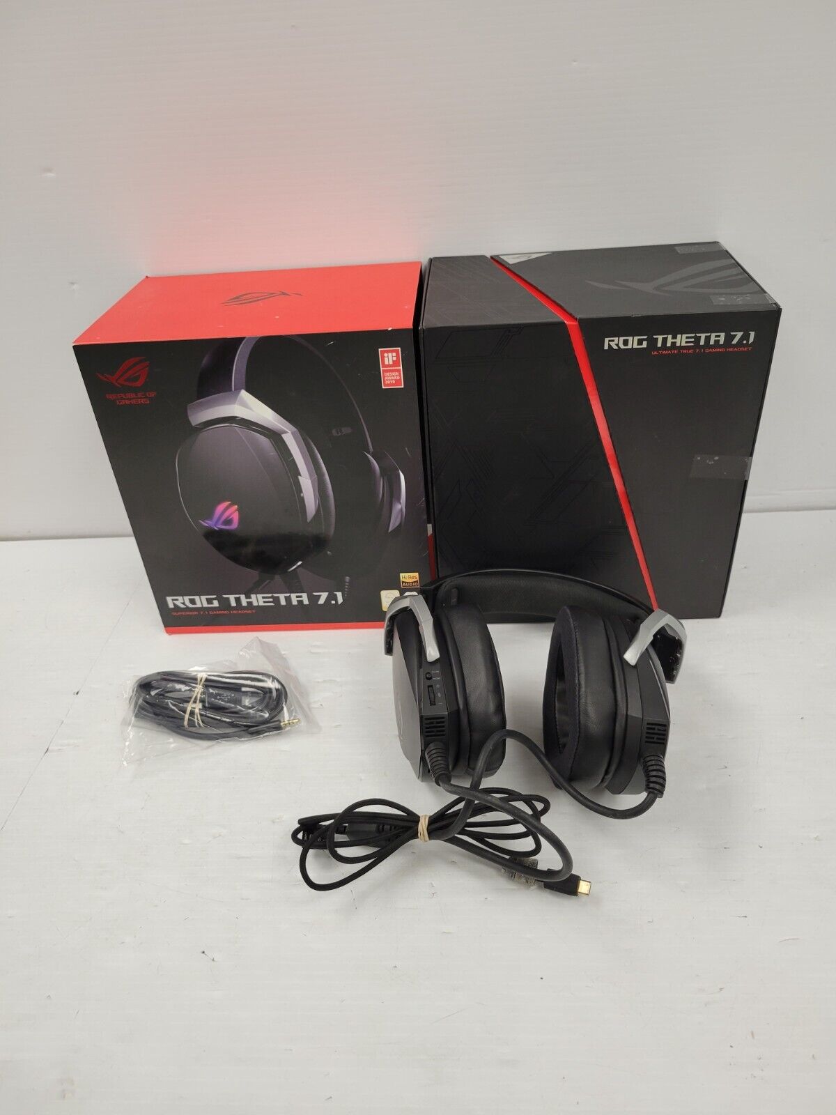(57168-2) Republic Of Games ROG THETA 7.1 Headphone