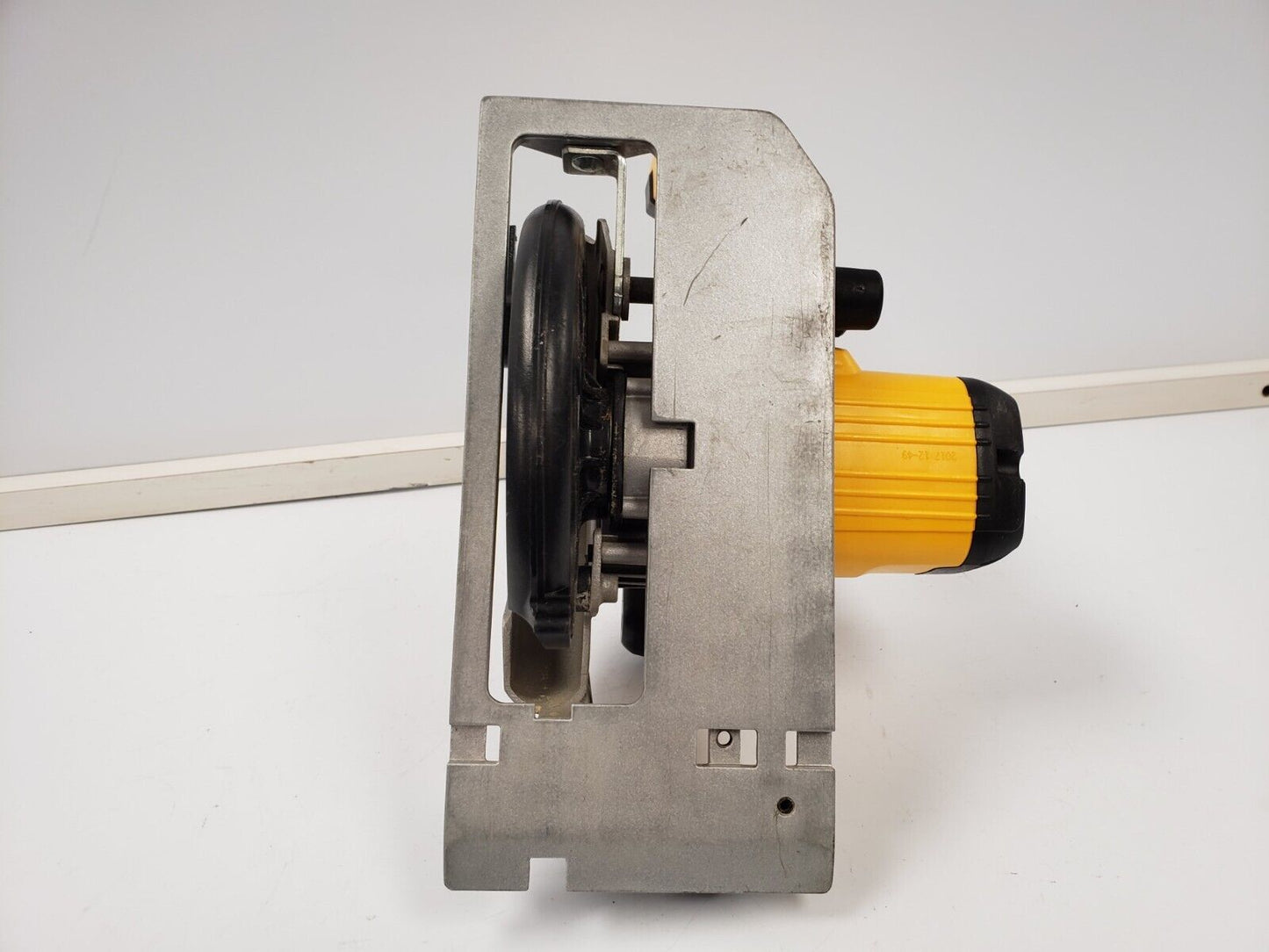 (70685-1) Dewalt DC8391 Circular Saw