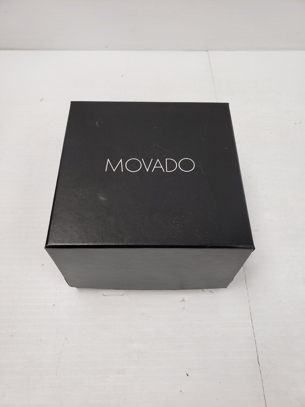 (59272-1) Movado Bold Verso MB01.0.34.6613 Watch