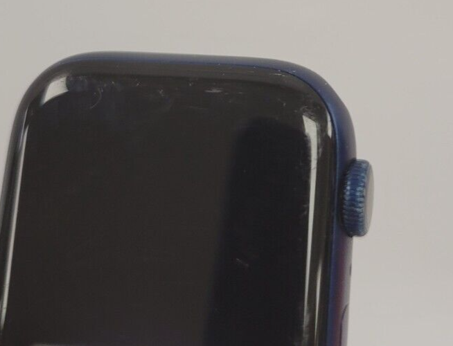 (48911-1) Apple A2295 Series 6 Smart Watch