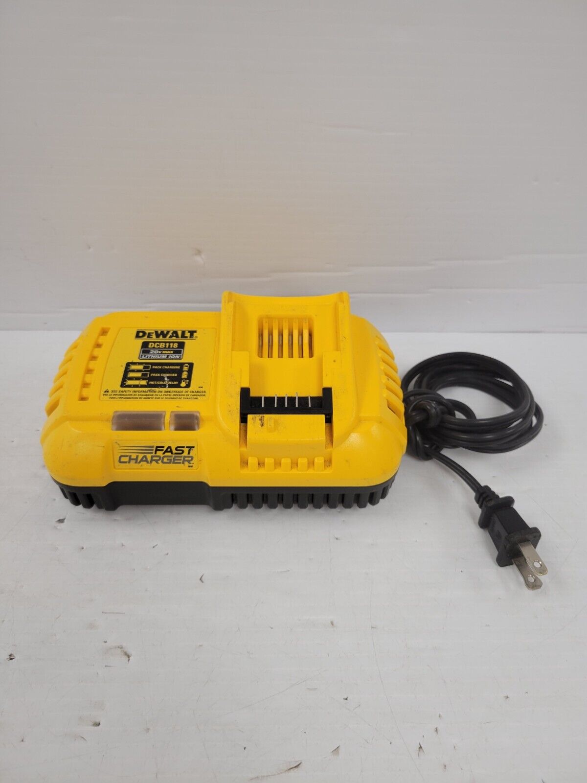 (67140-4) Dewalt DCF885 Impact Driver