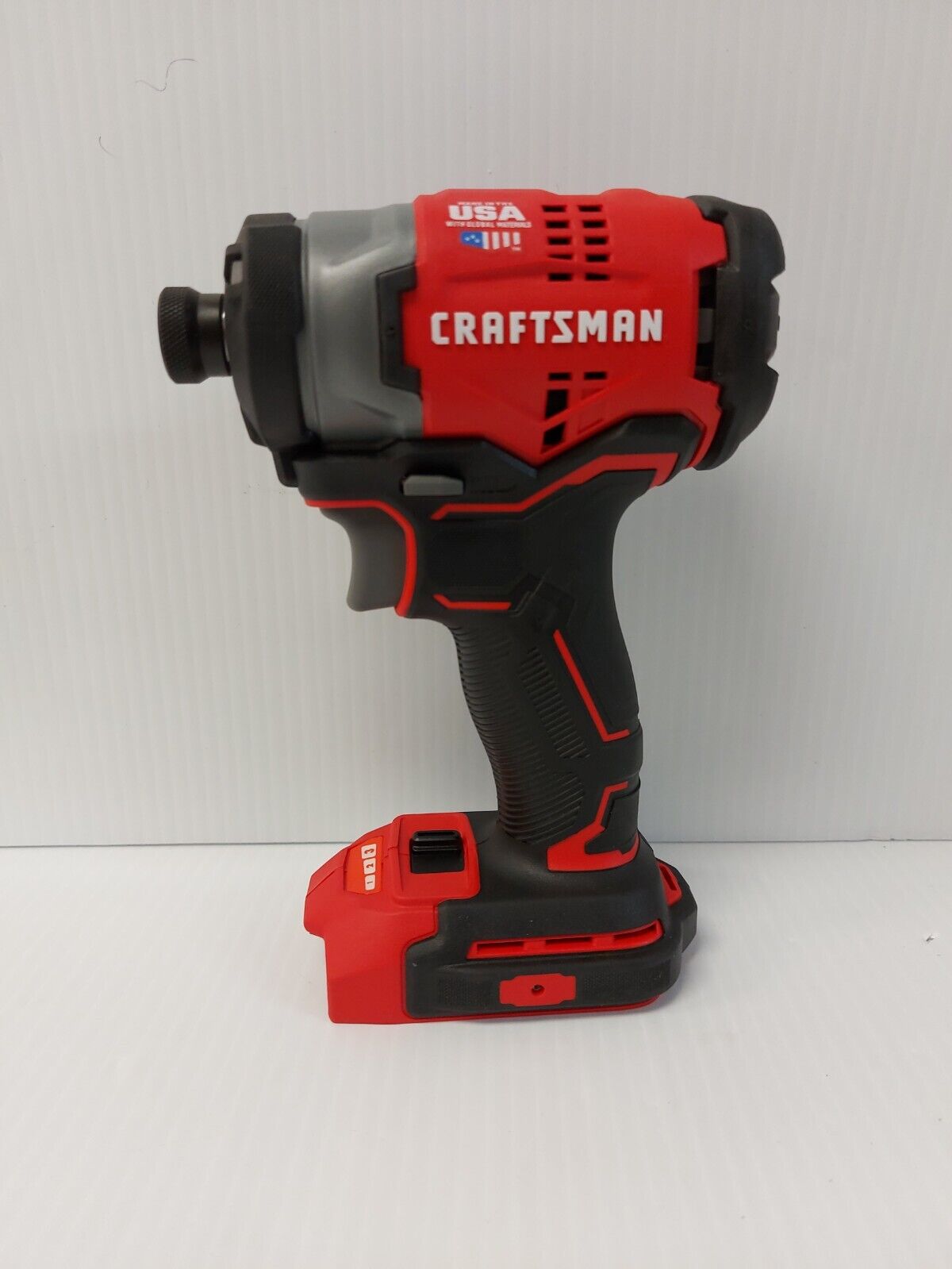 (N83310-1) Craftsman CMCF820 Impact Drill