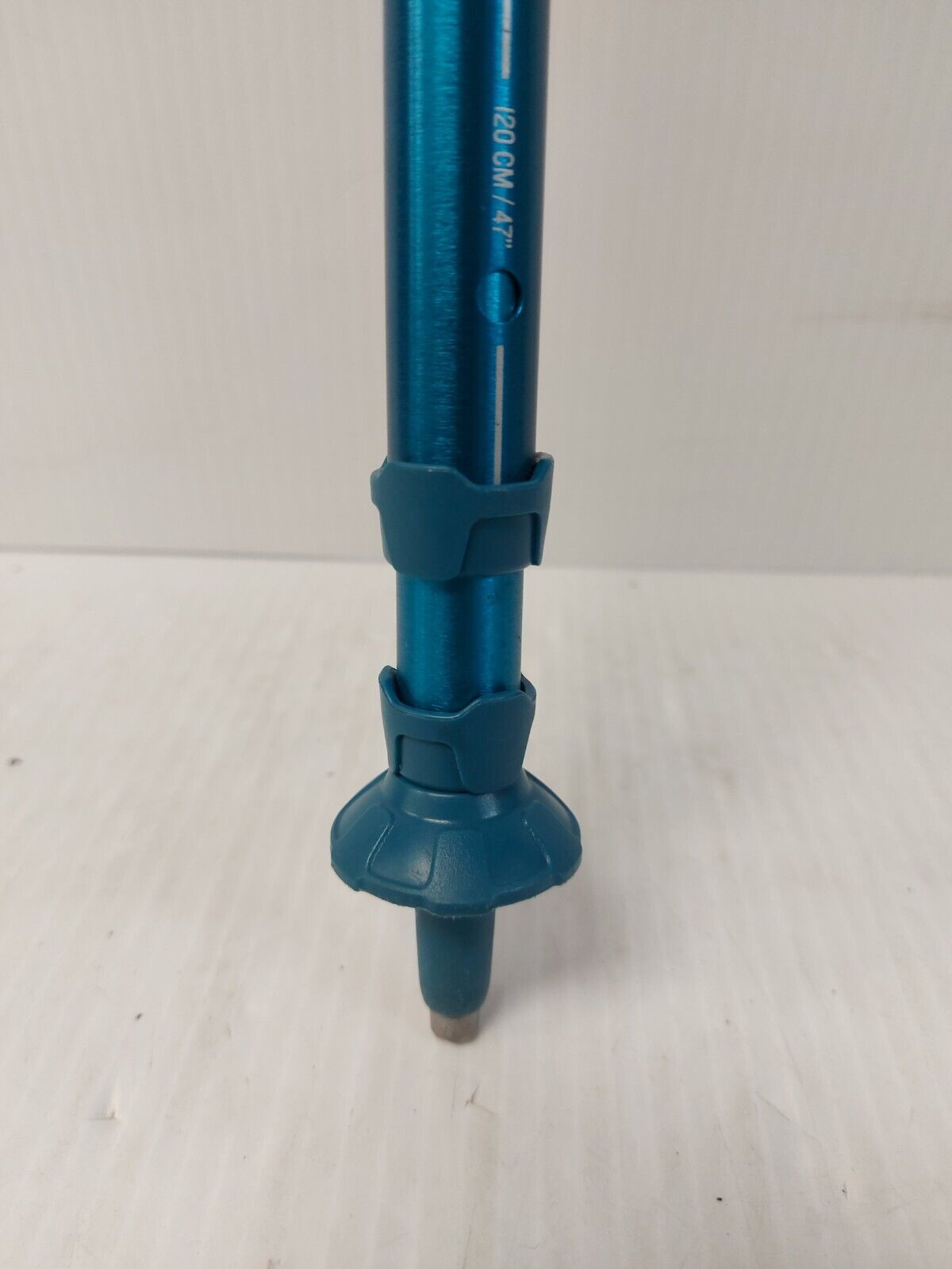 (N82504-4) Quechua Single Hiking Stick