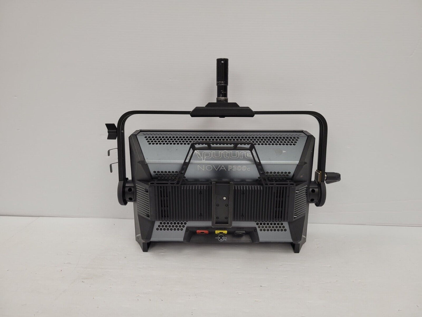 (59468-2) Apurture Nova P300C Camera lights