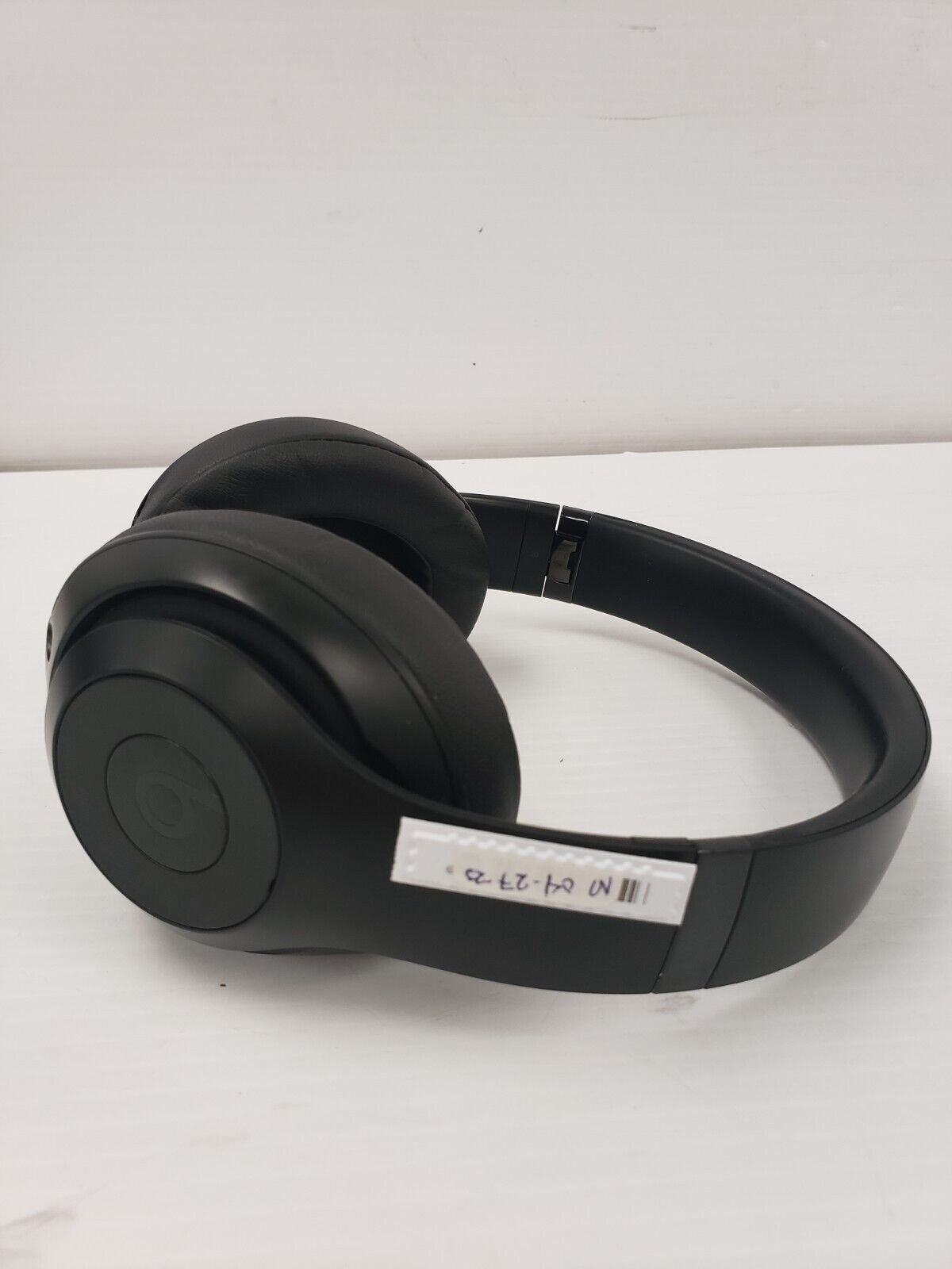 (42013-1) Beats Studio 3 Wireless Headphones