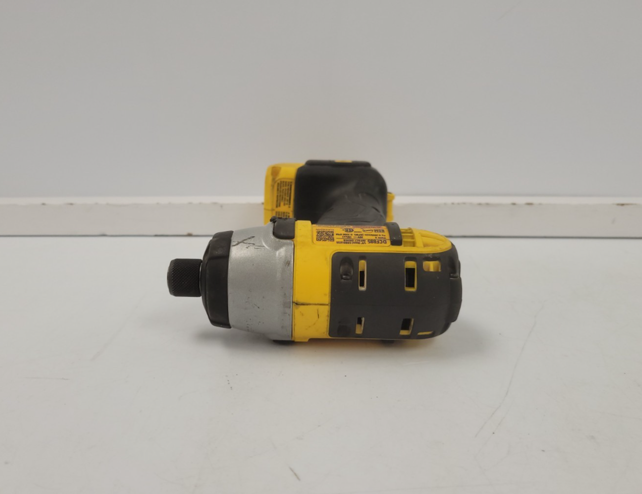 47018154