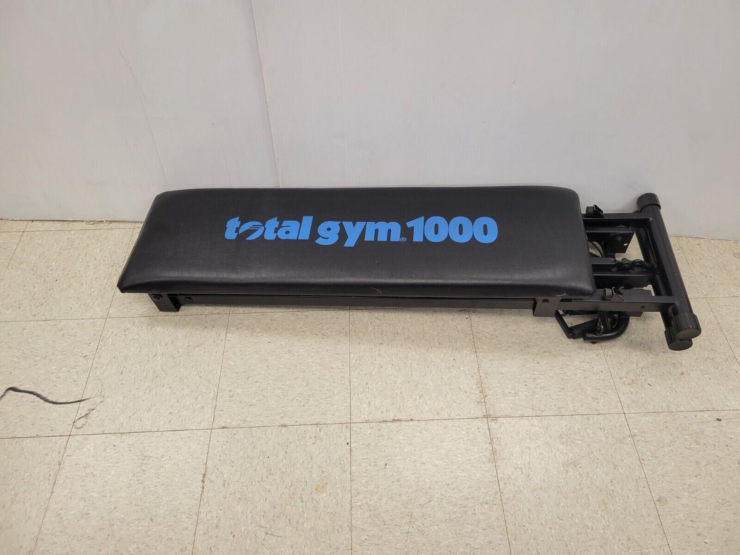 (I-34819) Total Gym Exercise Equipment