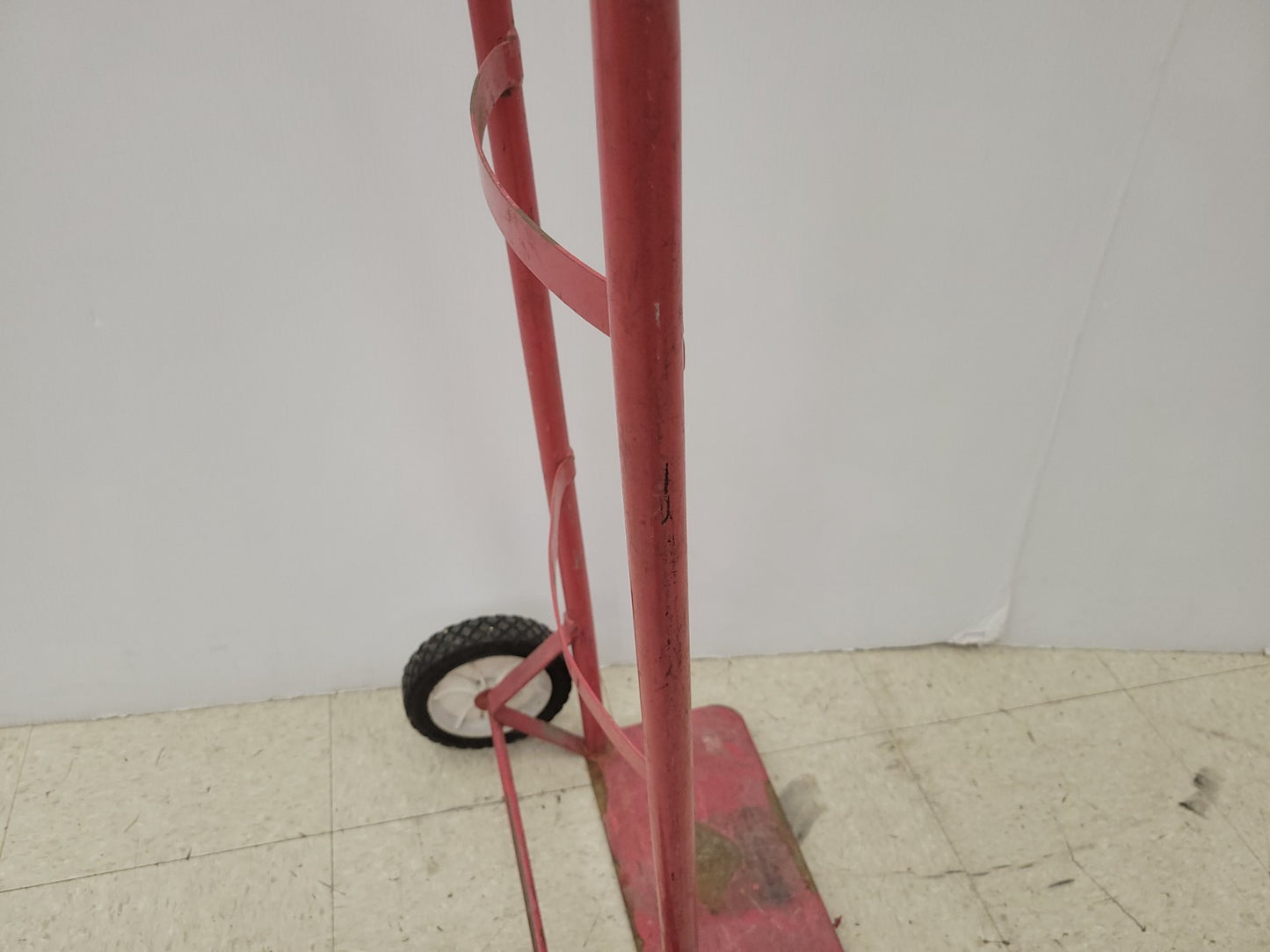47018060