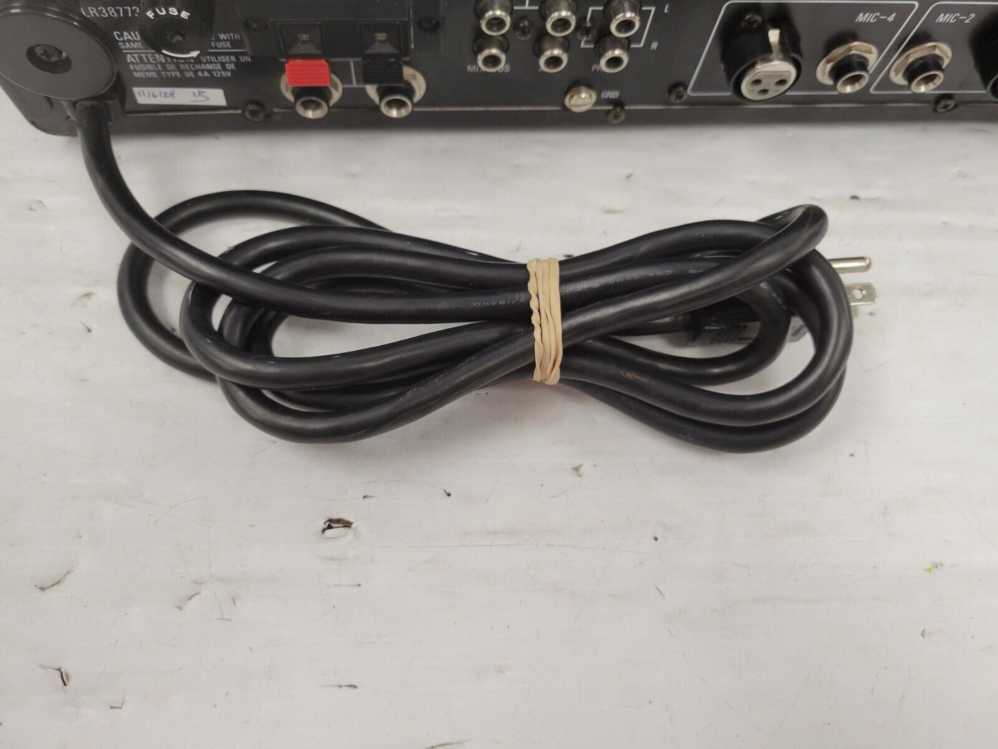 (67789-1) Realistic MPA-90 Amplifier