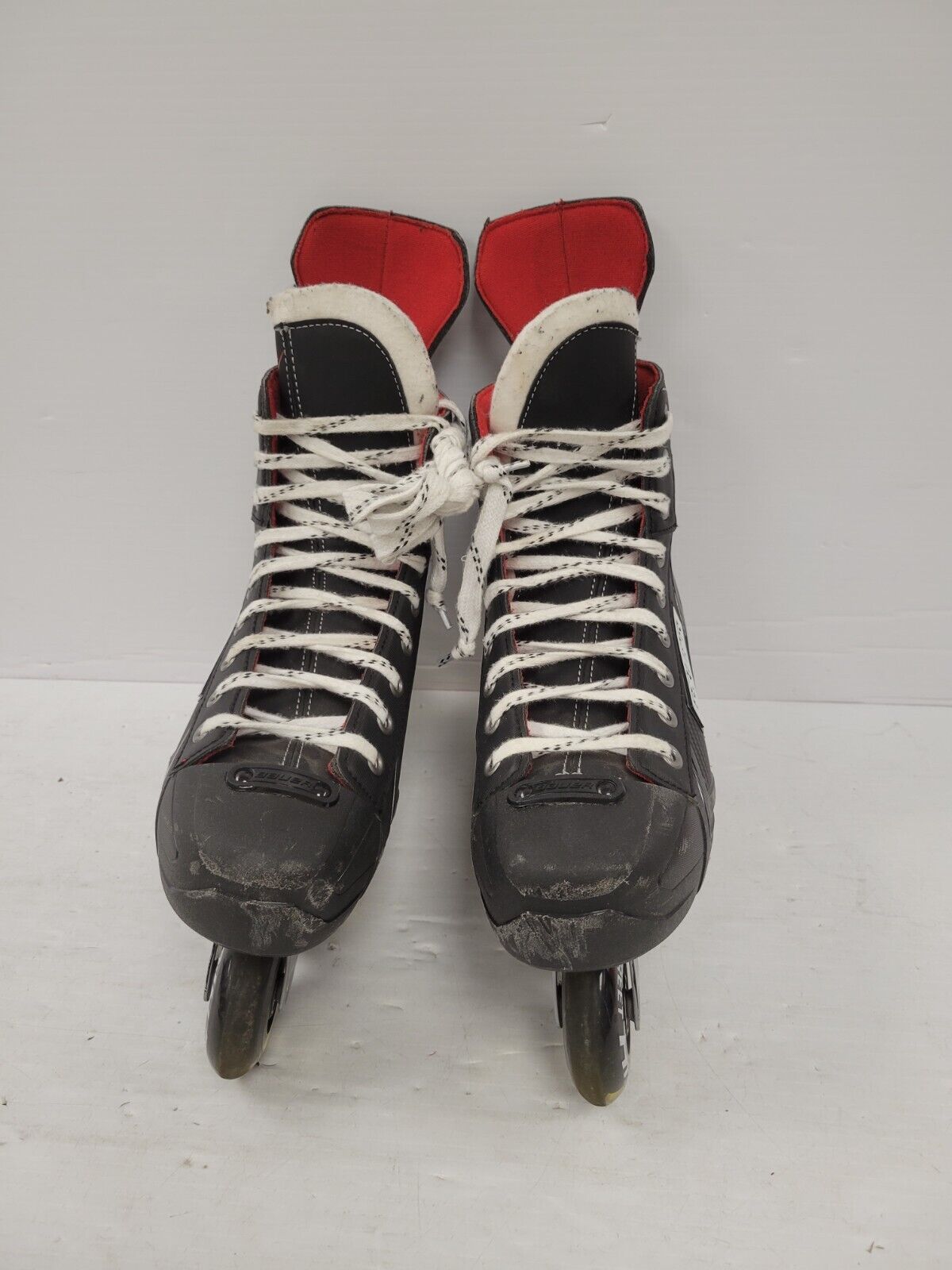 (59845-1) Bauer XR300 Rollerblades - Size 9.5