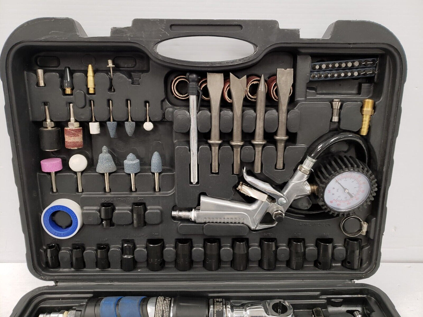 (64574-1) Mastercraft 059-9332-0 Air Tool Combo Kit