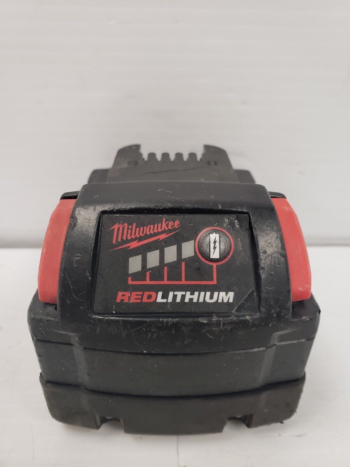 (62976-3 A) Milwaukee 48-11-1850 18V Battery