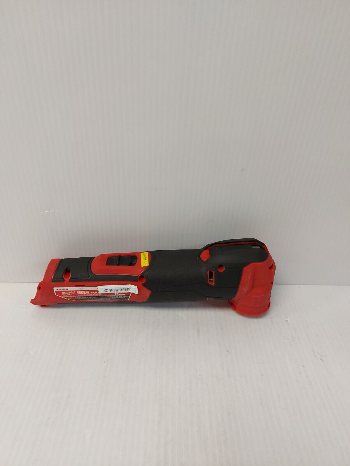 (N83536-13) Milwaukee 2526-20 Multi Tool