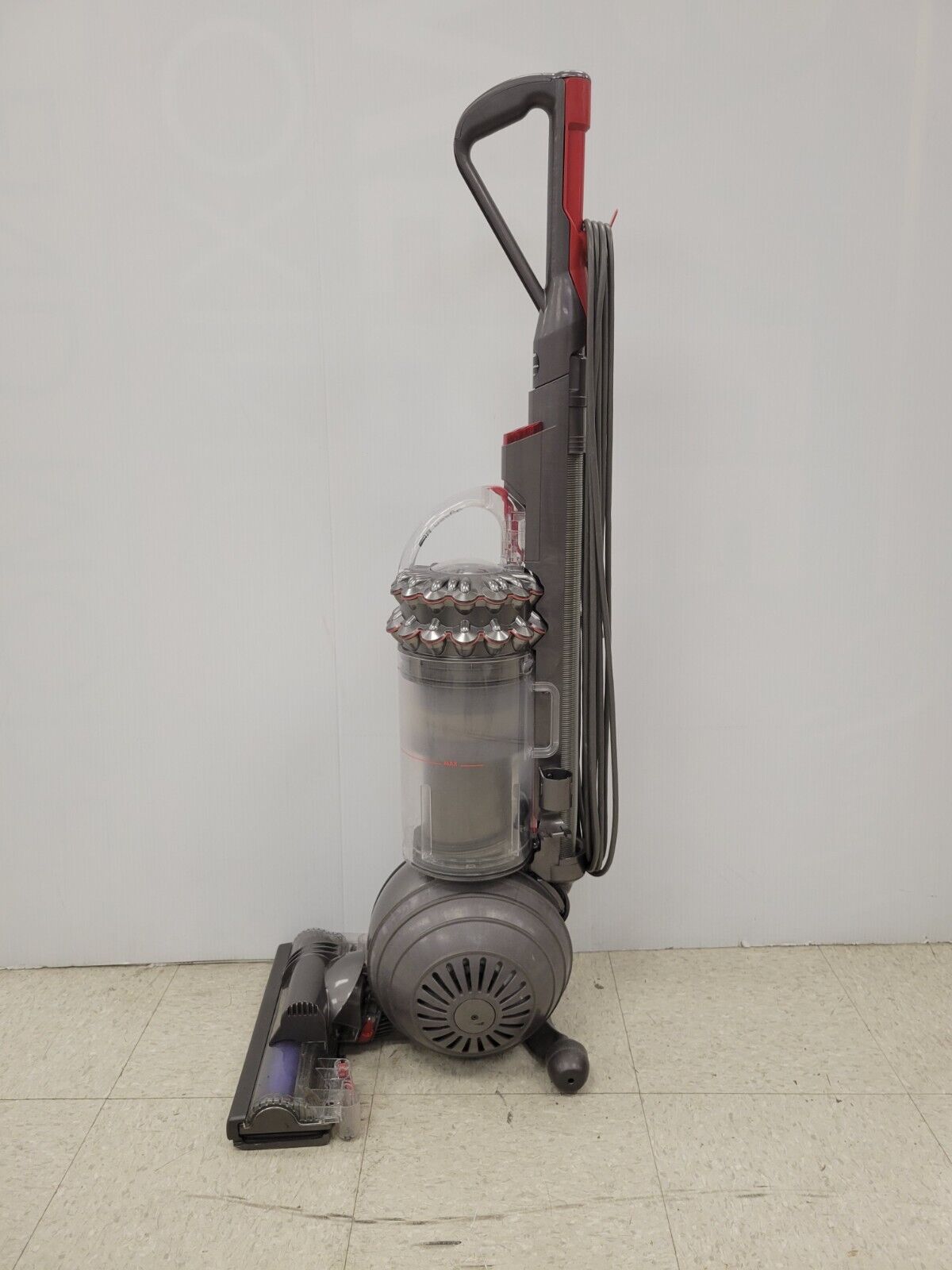 (59785-2) Dyson DC77 Vacuum