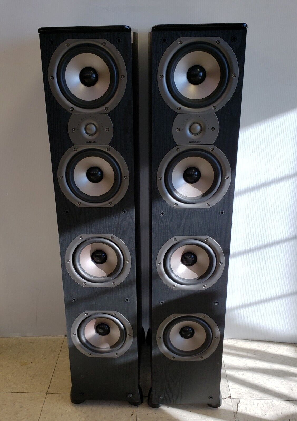 (I-25474) Polk Audio TSi500 Tower Speakers