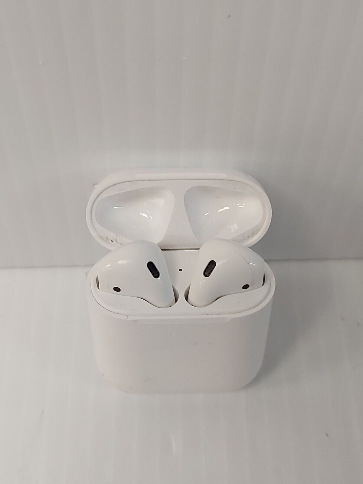 (N84577-1) Apple A1602 Airpods