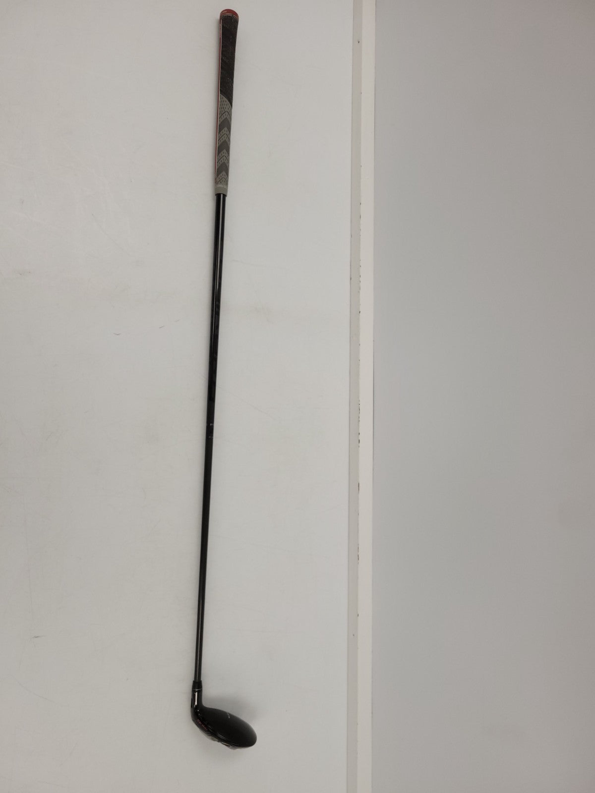 47093528