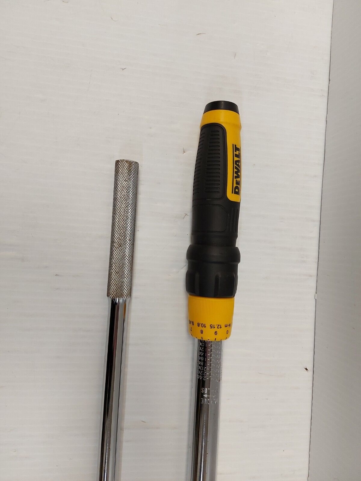 (N86205-1) Dewalt 70105599 Torque Wrench Kit