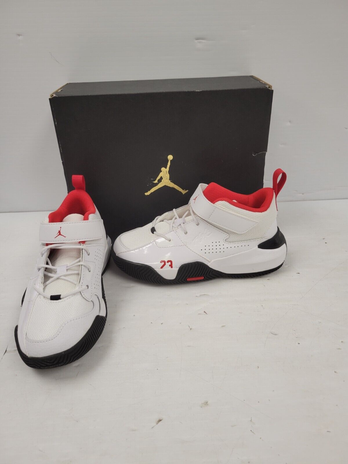 (61979-1) Nike DQ 8399-105 Shoes Size - 13 Youth