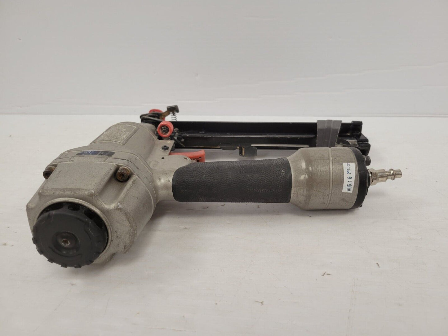 (63263-3) Porter Cable FN250CB8 Finish Nailer