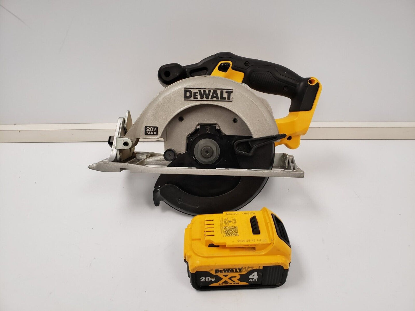 (70685-1) Dewalt DC8391 Circular Saw