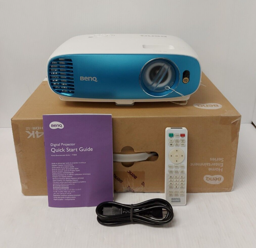 (N11032-1) BenQ TK800 Projector