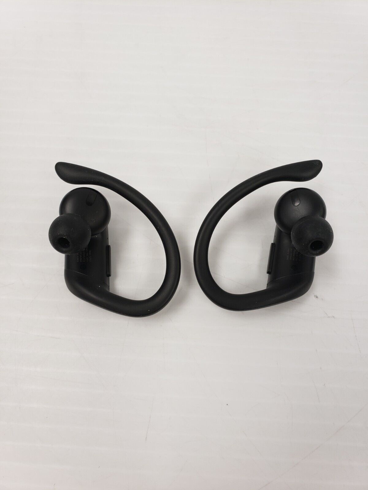 (41550-1) Apple A2454 Wireless Earbuds