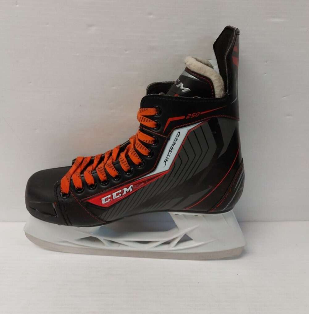 (N81871-1) CCM Jet Speed Sz: 8 Hockey Skates