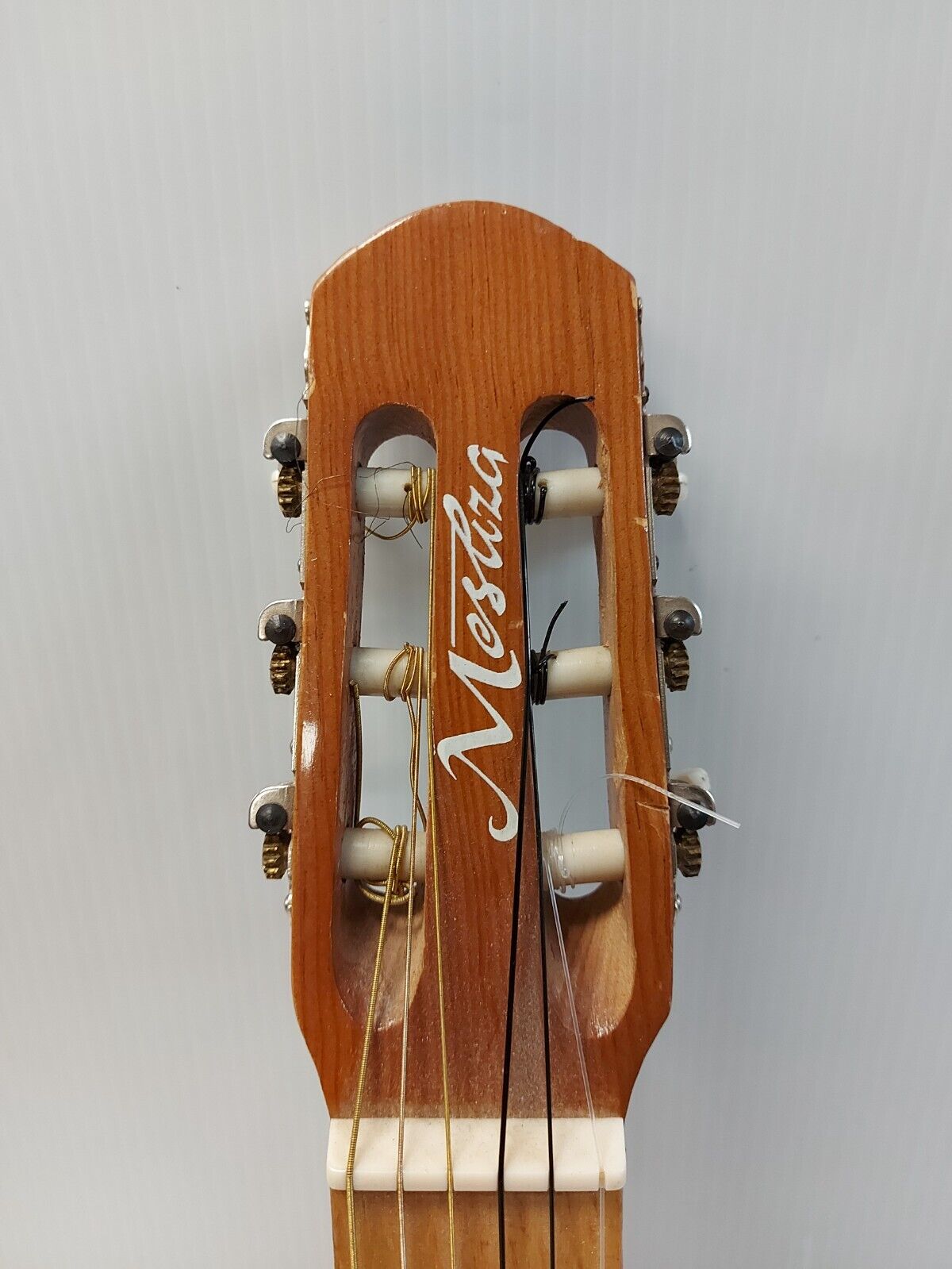 (N84053-1) Mestiza Classical Acoustic Guitar ** AS IS**