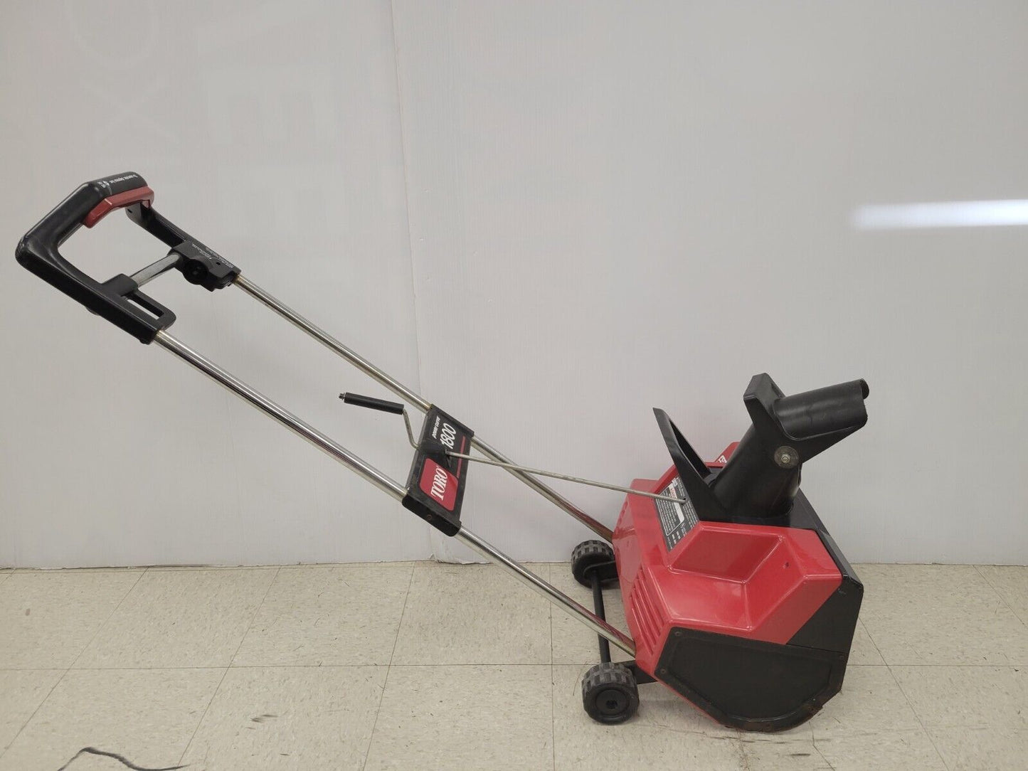 (I-36306) Toro 1800 38025 Snow Thrower