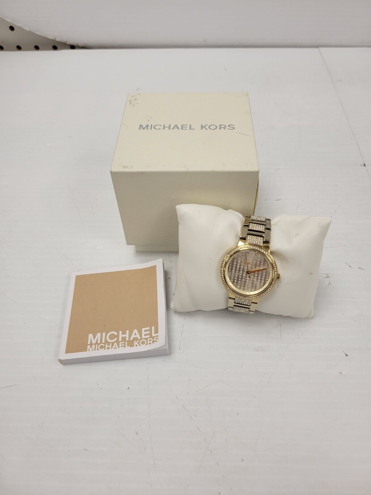 (57773-6) Michael Kors MK-3985 Watch