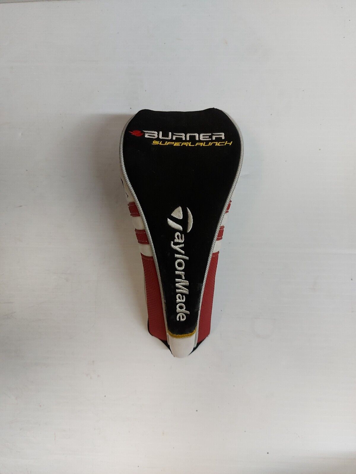 (N85204-1) Taylormade R946 16Pc Golf Set