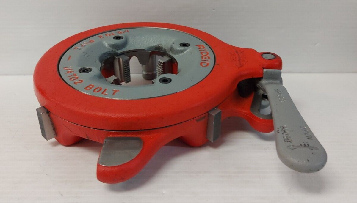 (N82328-1) Ridgid Tools NO.811A Universal Quick Opening Right Oiling Die Head