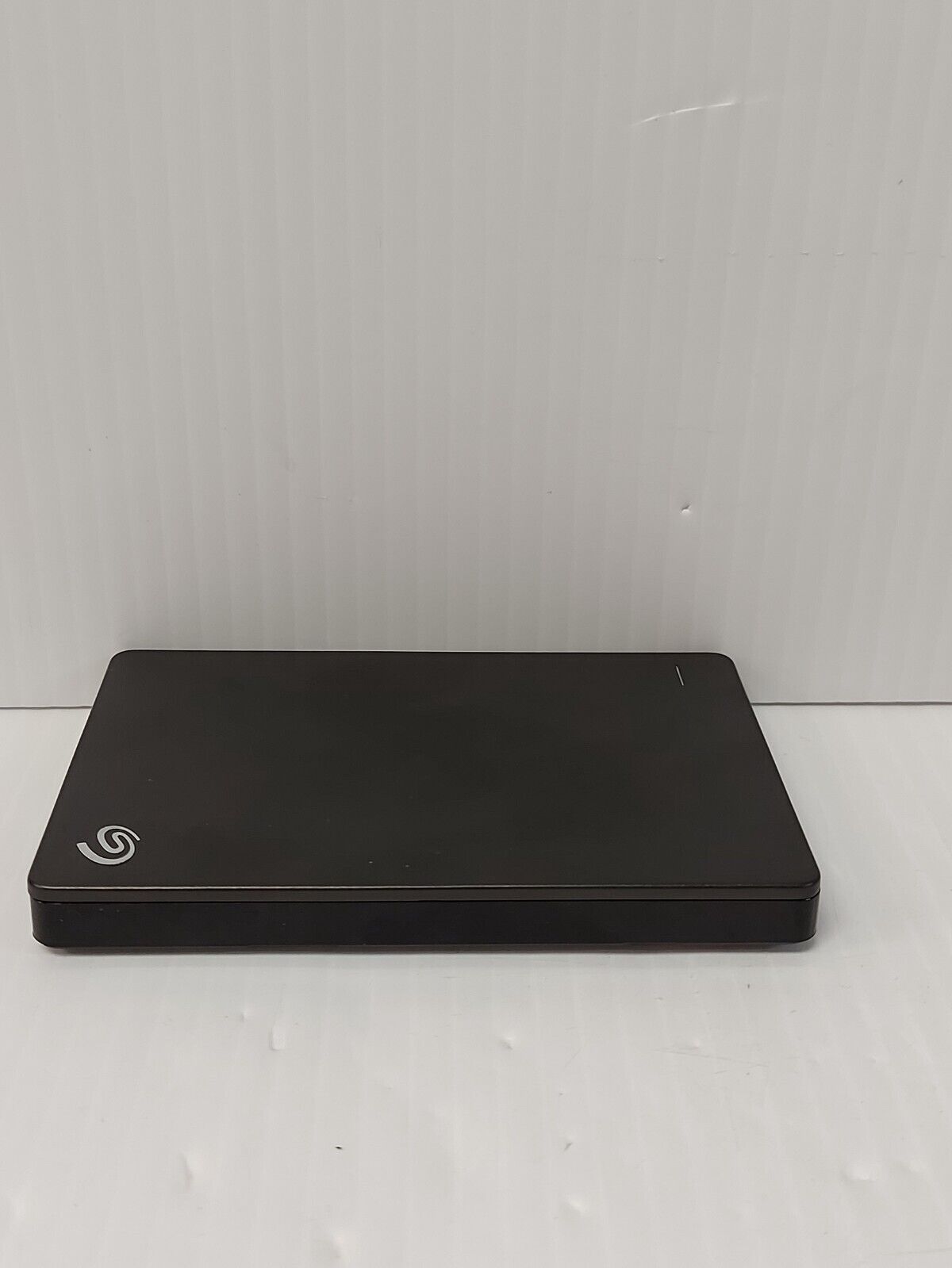 (N83112-4) Seagate SRD00F1 External Hard Drive