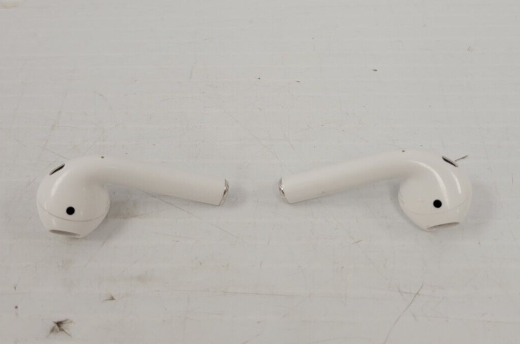 (67263-1) Apple A1602 Air Pods