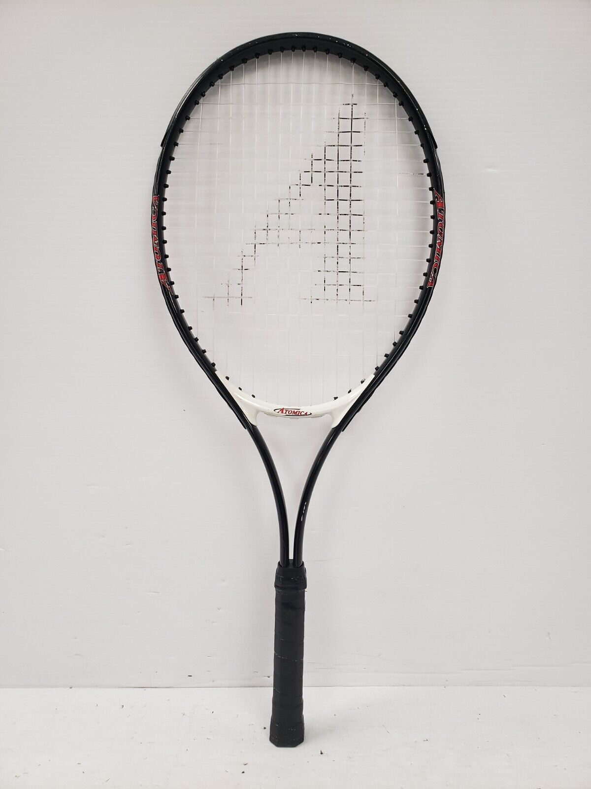 (68608-3 B) Atomic Tennis Racket