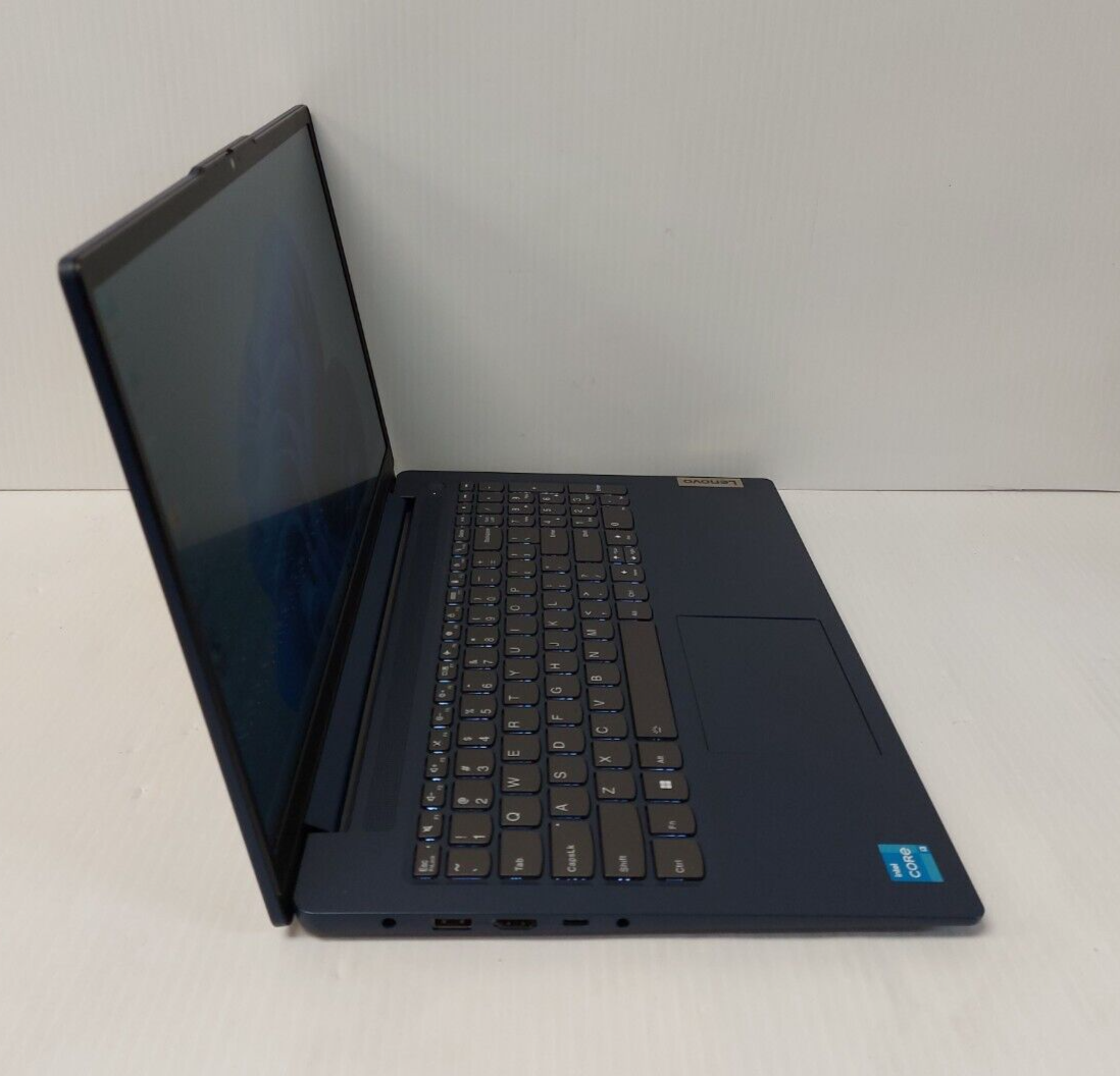 (N82429-1) Lenovo J51RU8 Laptop