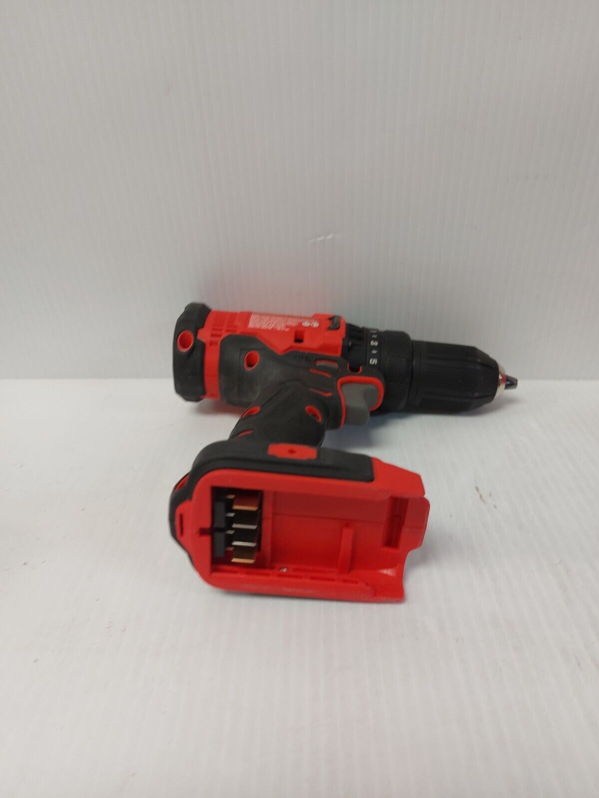 (N82811-1) Craftsman CMC0700CI Drill Set