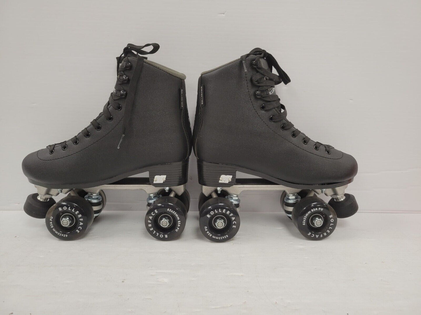 (59794-1) Rollerface Hip Skates Roller Skates - Size 8